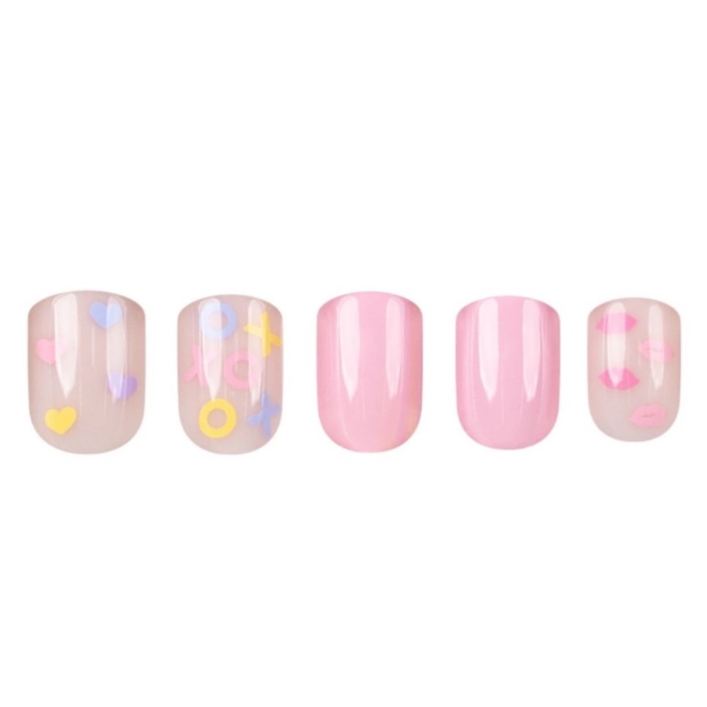 ⭐️NEW Red Aspen nail dashes